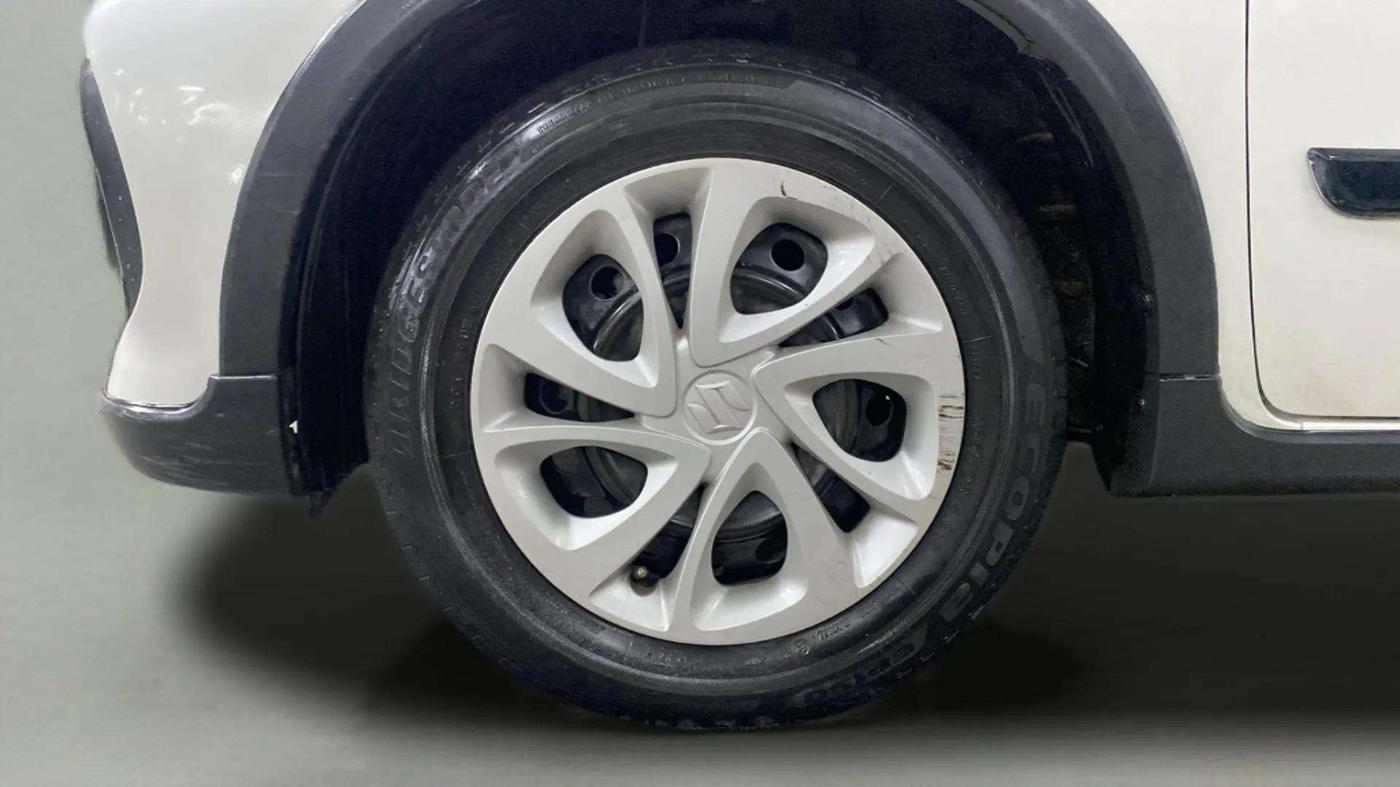 2022 Maruti Celerio VXI CNG, CNG, Manual, 64,739 km, Left Front Wheel