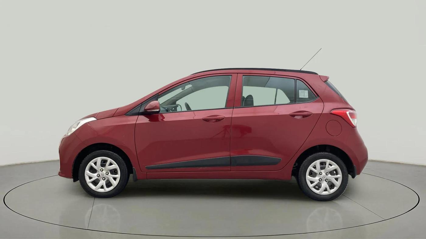 2018 Hyundai Grand i10 SPORTZ 1.2 KAPPA VTVT, Petrol, Manual, 22,460 km, Left Side