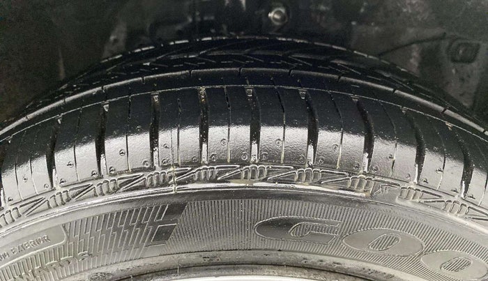 2015 Honda Amaze 1.2L I-VTEC S, Petrol, Manual, 32,022 km, Right Front Tyre Tread