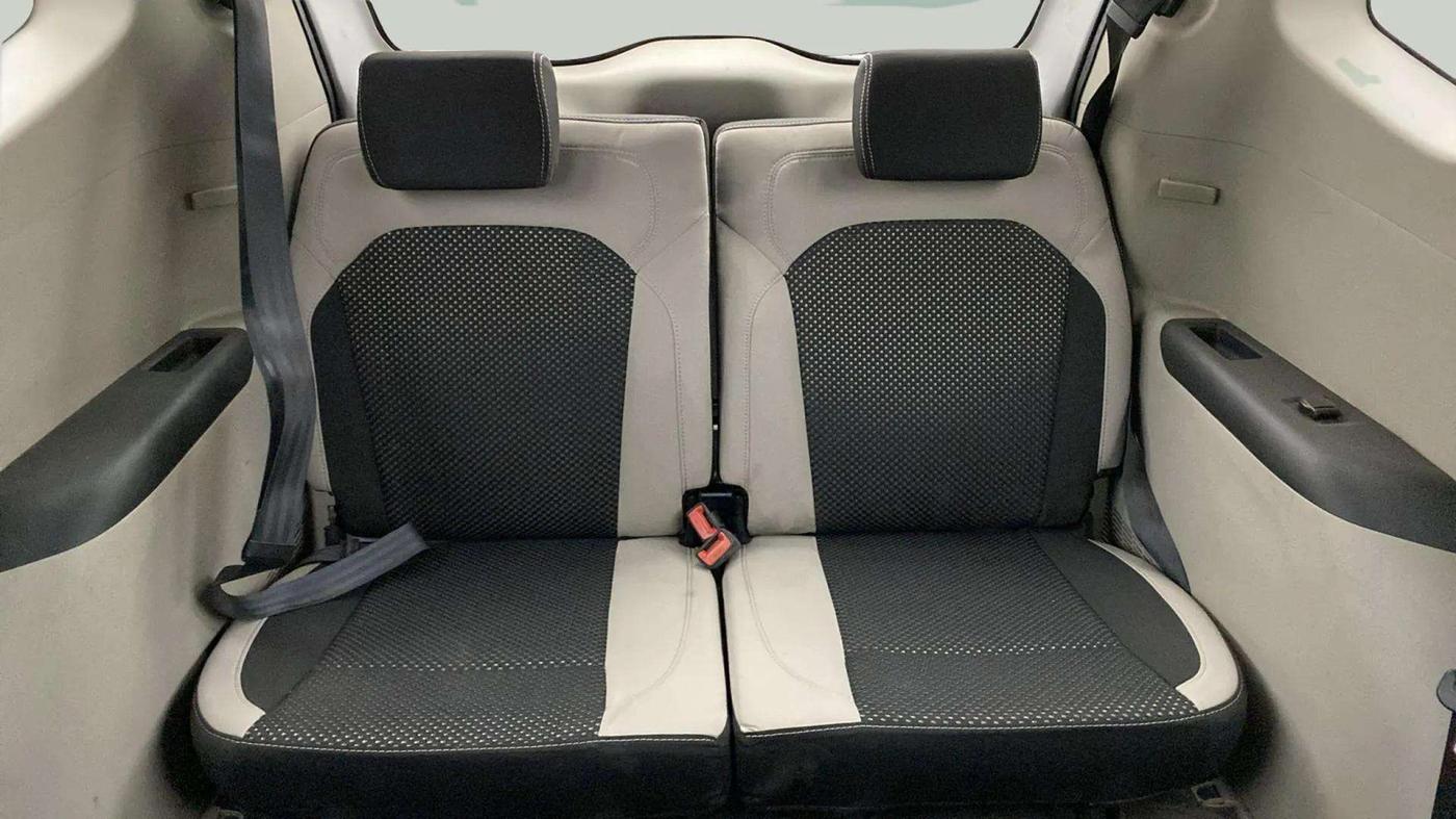 2019 Renault TRIBER RXZ, Petrol, Manual, 61,397 km, Third Seat Row ( optional )