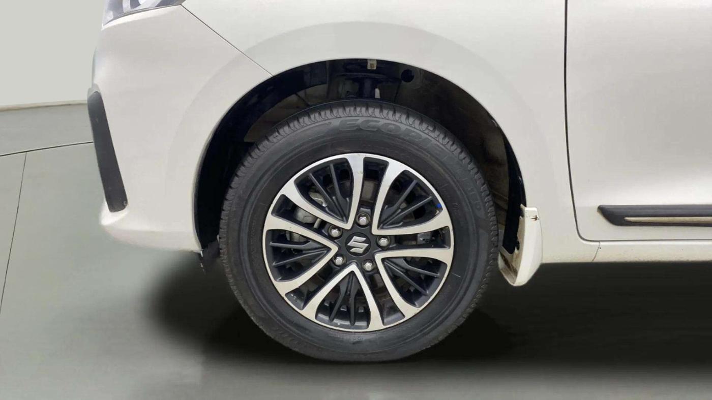 2023 Maruti Ertiga ZXI (O) CNG, CNG, Manual, 32,893 km, Left Front Wheel