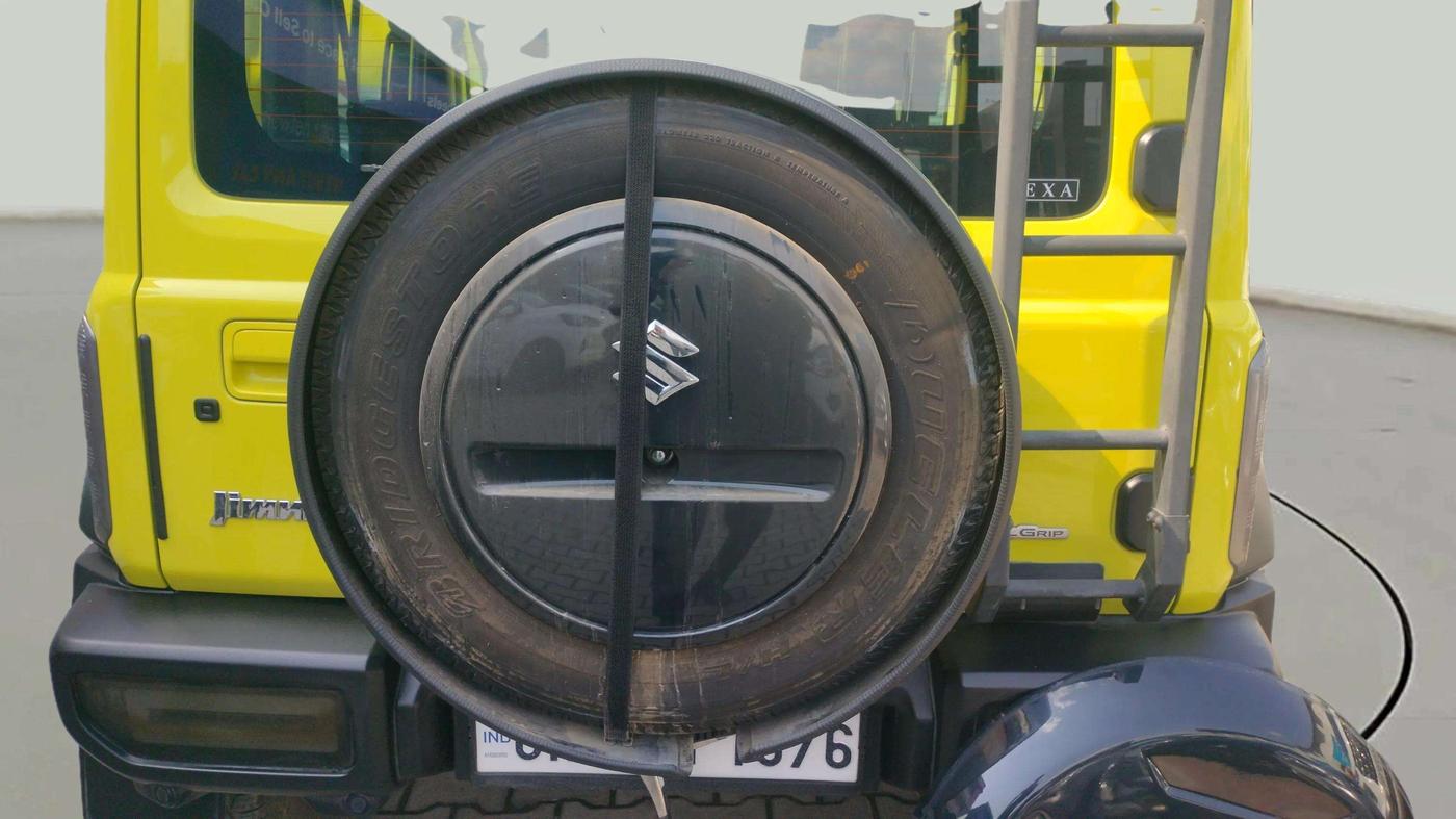 2023 Maruti JIMNY ALPHA ALL GRIP PRO AT DUAL TONE, Petrol, Automatic, 12,021 km, Spare Tyre