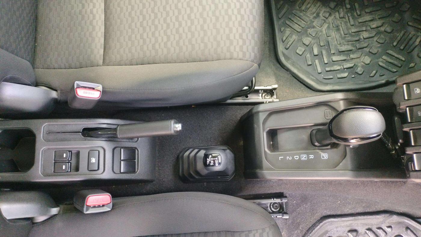 2023 Maruti JIMNY ALPHA ALL GRIP PRO AT DUAL TONE, Petrol, Automatic, 12,021 km, Gear Lever