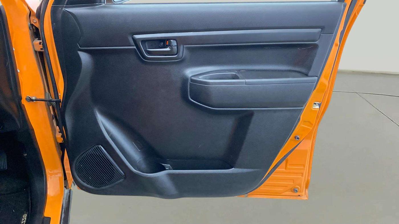 2019 Maruti S PRESSO VXI+, Petrol, Manual, 30,666 km, Driver Side Door Panels Control