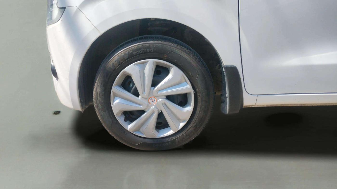 2023 Maruti New Wagon-R VXI 1.0, Petrol, Manual, 19,732 km, Left Front Wheel