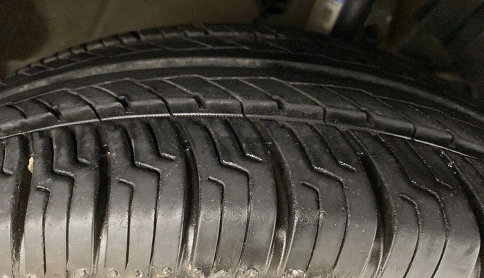 2018 Maruti Baleno DELTA PETROL 1.2, Petrol, Manual, 59,046 km, Right Front Tyre Tread