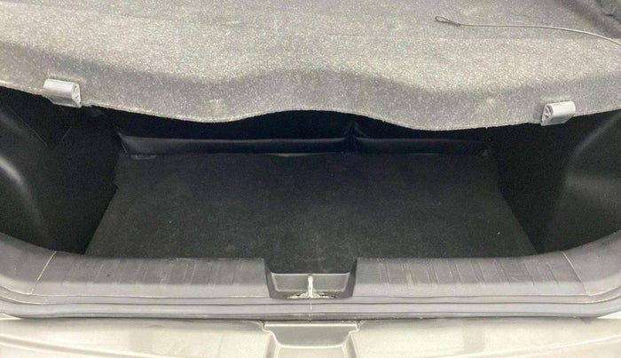 2020 Maruti Baleno DELTA PETROL 1.2, Petrol, Manual, 17,884 km, Boot Inside