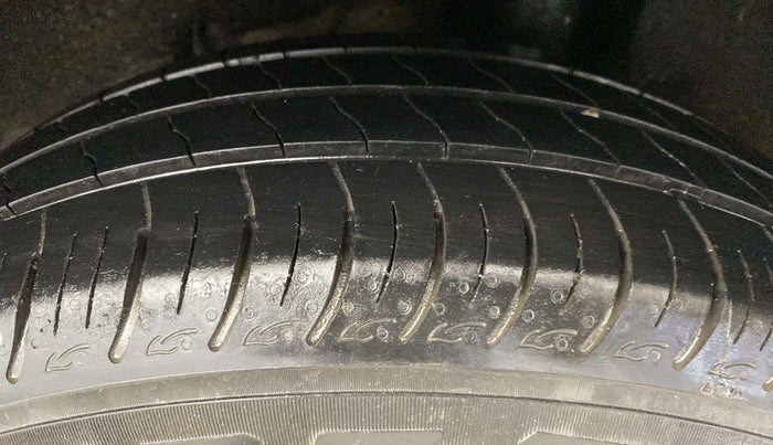 2020 Maruti Baleno DELTA PETROL 1.2, Petrol, Manual, 17,884 km, Left Rear Tyre Tread