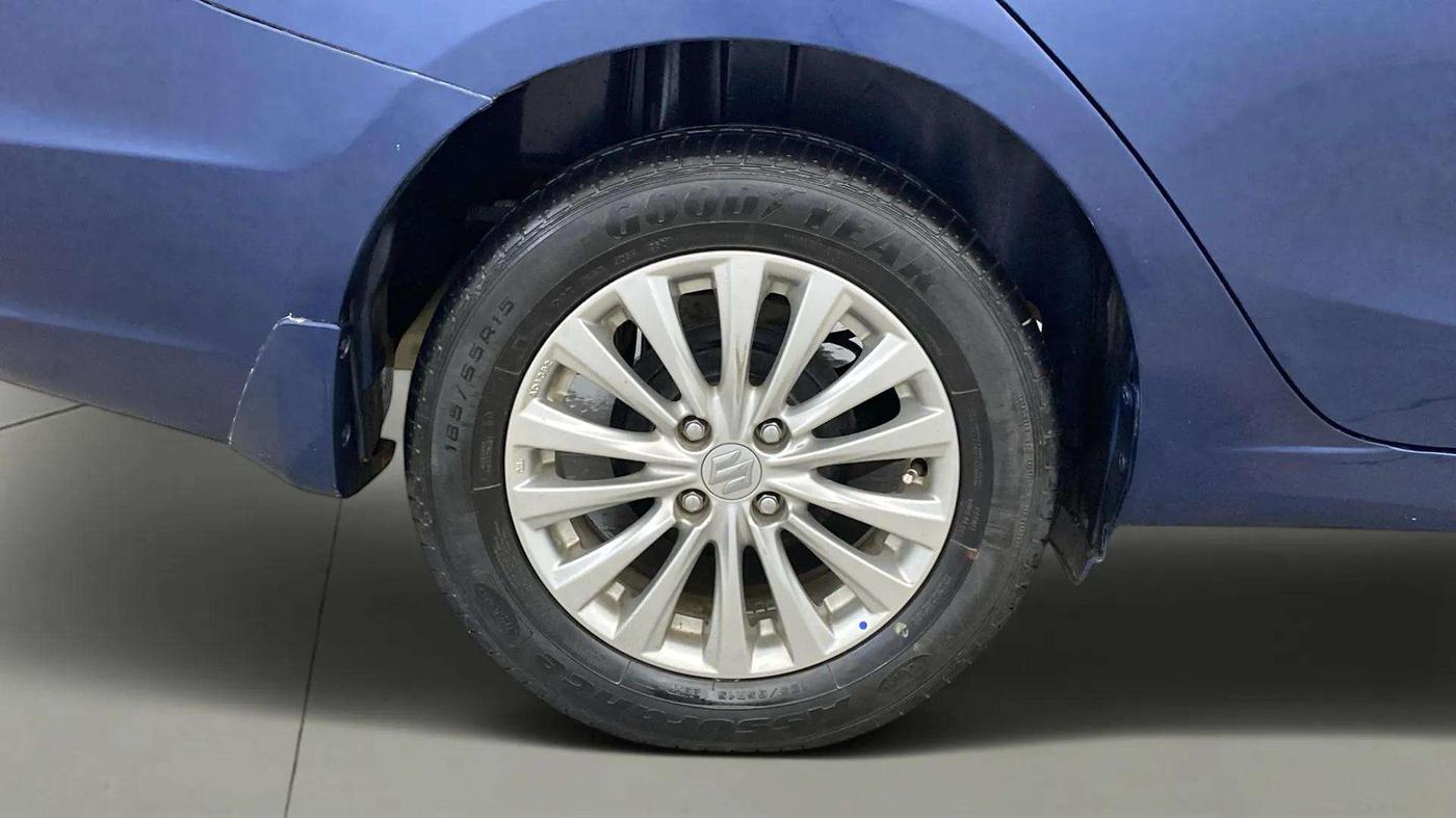 2021 Maruti Ciaz ZETA 1.5 SHVS MT PETROL, Petrol, Manual, 22,046 km, Right Rear Wheel