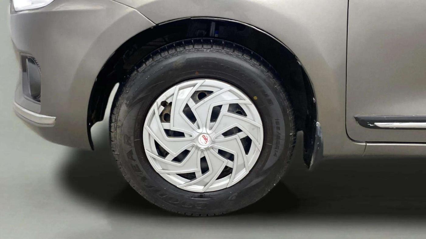 2019 Maruti Dzire VXI, Petrol, Manual, 40,139 km, Left Front Wheel