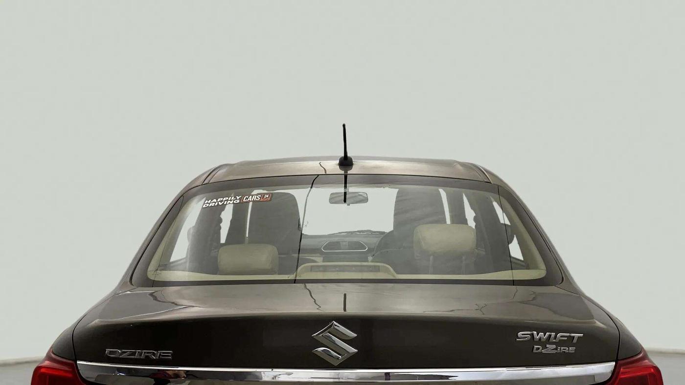 2019 Maruti Dzire VXI, Petrol, Manual, 40,139 km, Rear Windshield