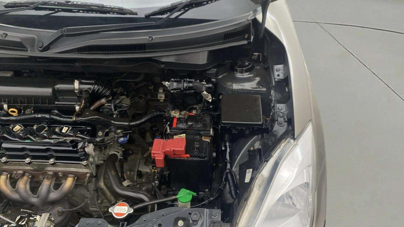 2018 Maruti Dzire VXI, Petrol, Manual, 38,536 km, Engine View - Left