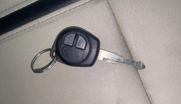 2018 Maruti Dzire VXI, Petrol, Manual, 38,536 km, Key Close Up