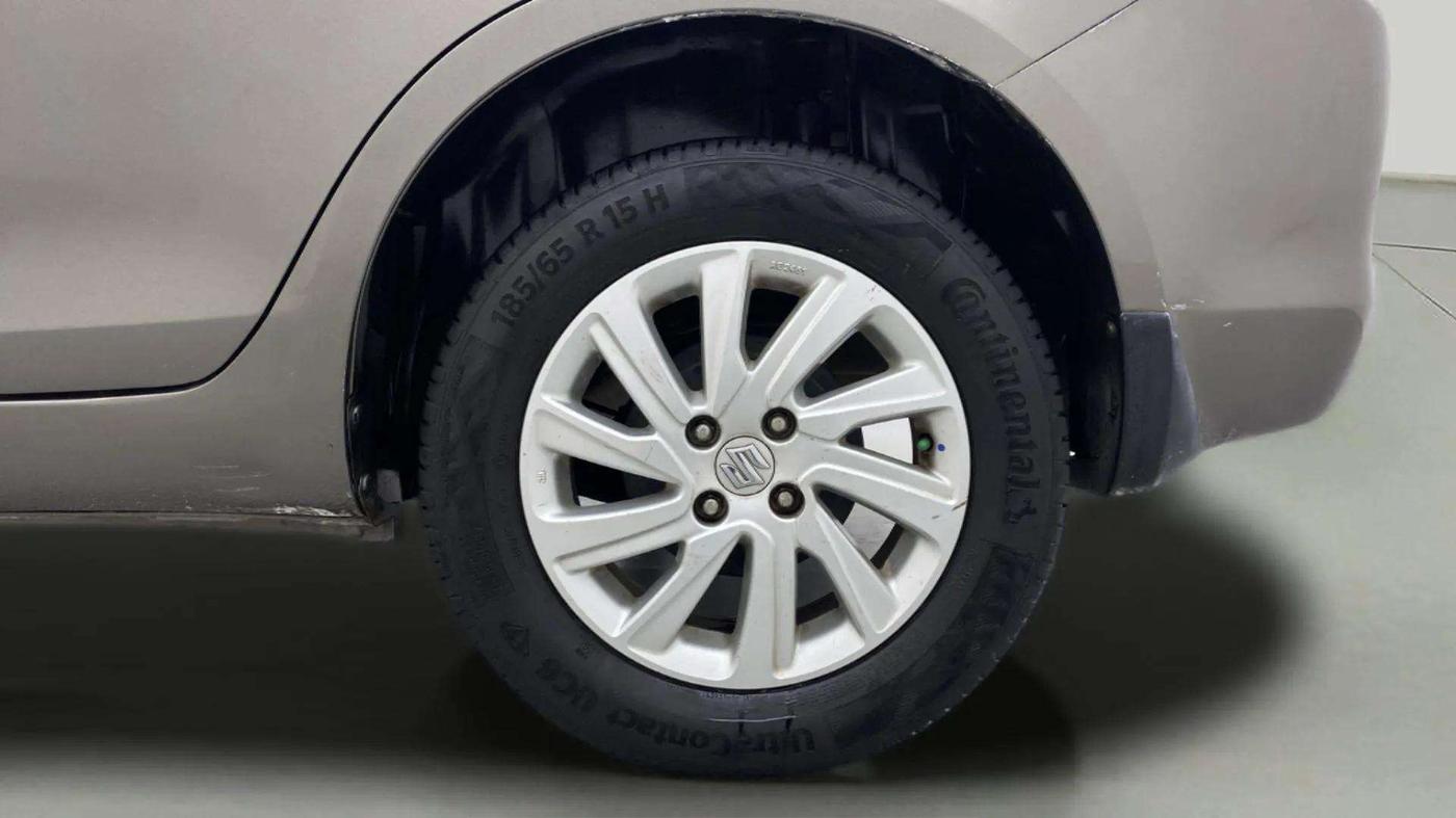 2016 Maruti Swift Dzire ZDI AMT, Diesel, Automatic, 67,579 km, Left Rear Wheel
