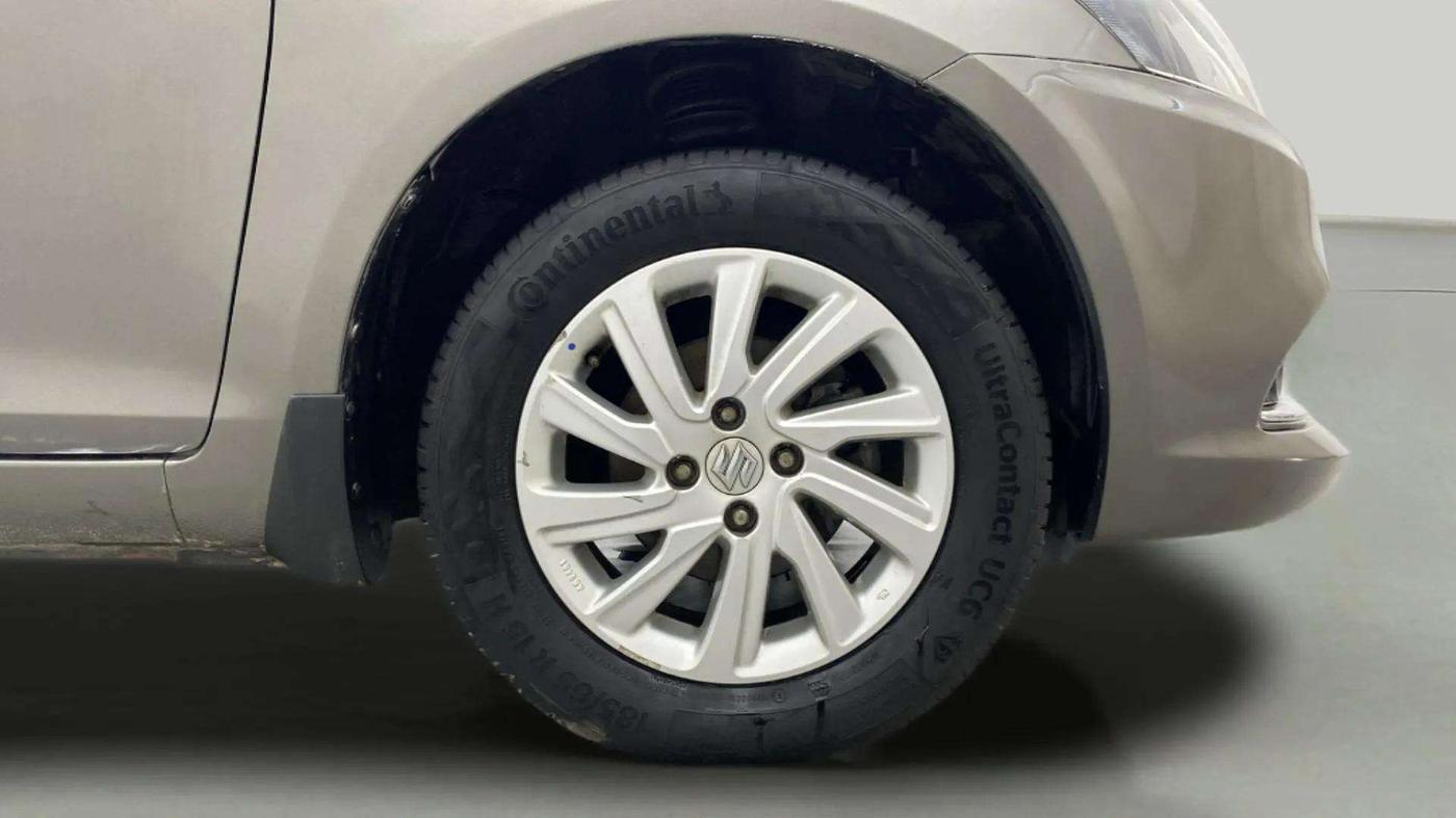 2016 Maruti Swift Dzire ZDI AMT, Diesel, Automatic, 67,579 km, Right Front Wheel