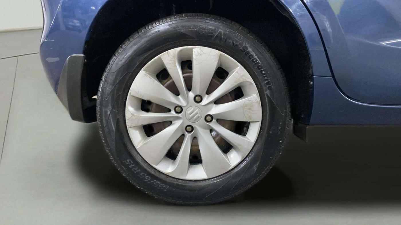 2017 Maruti Baleno DELTA PETROL 1.2, Petrol, Manual, 49,275 km, Right Rear Wheel