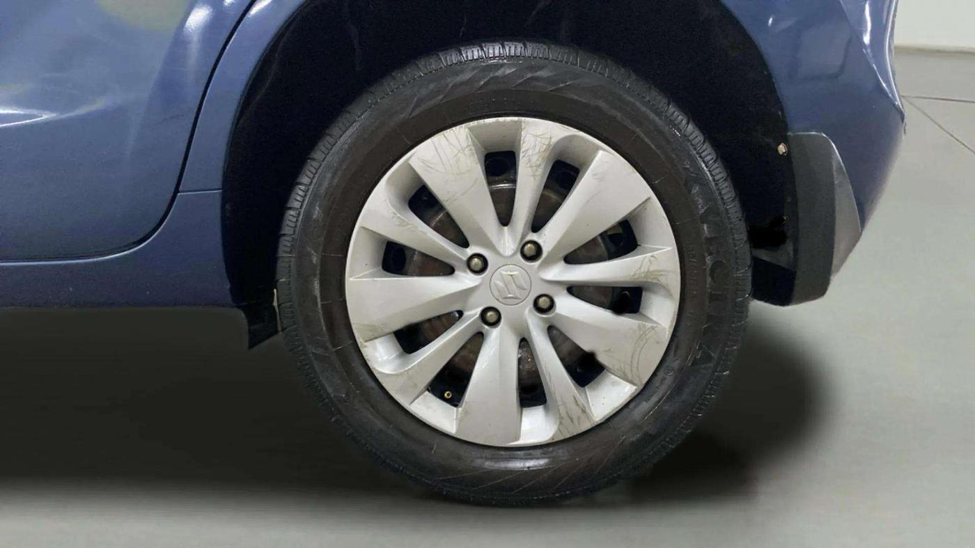 2017 Maruti Baleno DELTA PETROL 1.2, Petrol, Manual, 49,275 km, Left Rear Wheel