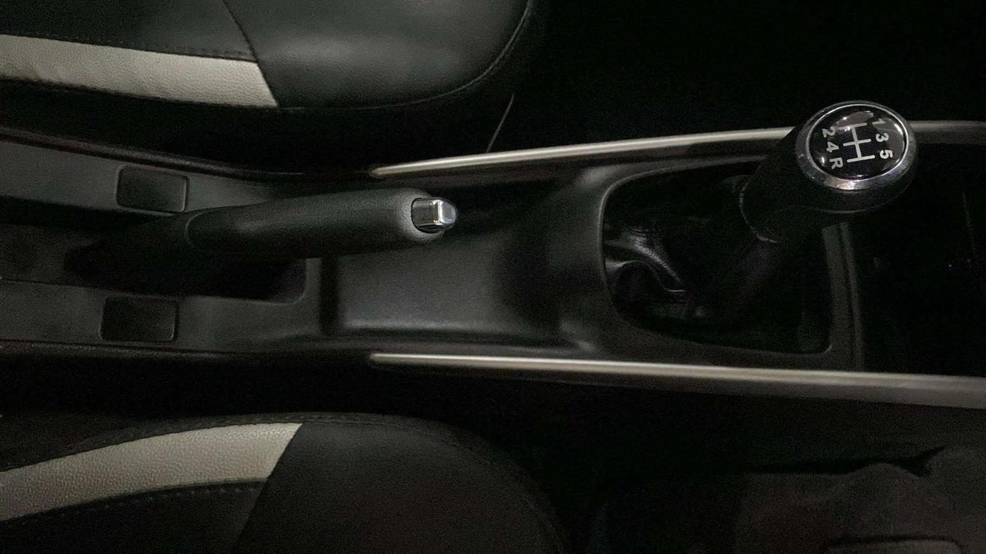 2017 Maruti Baleno DELTA PETROL 1.2, Petrol, Manual, 49,275 km, Gear Lever