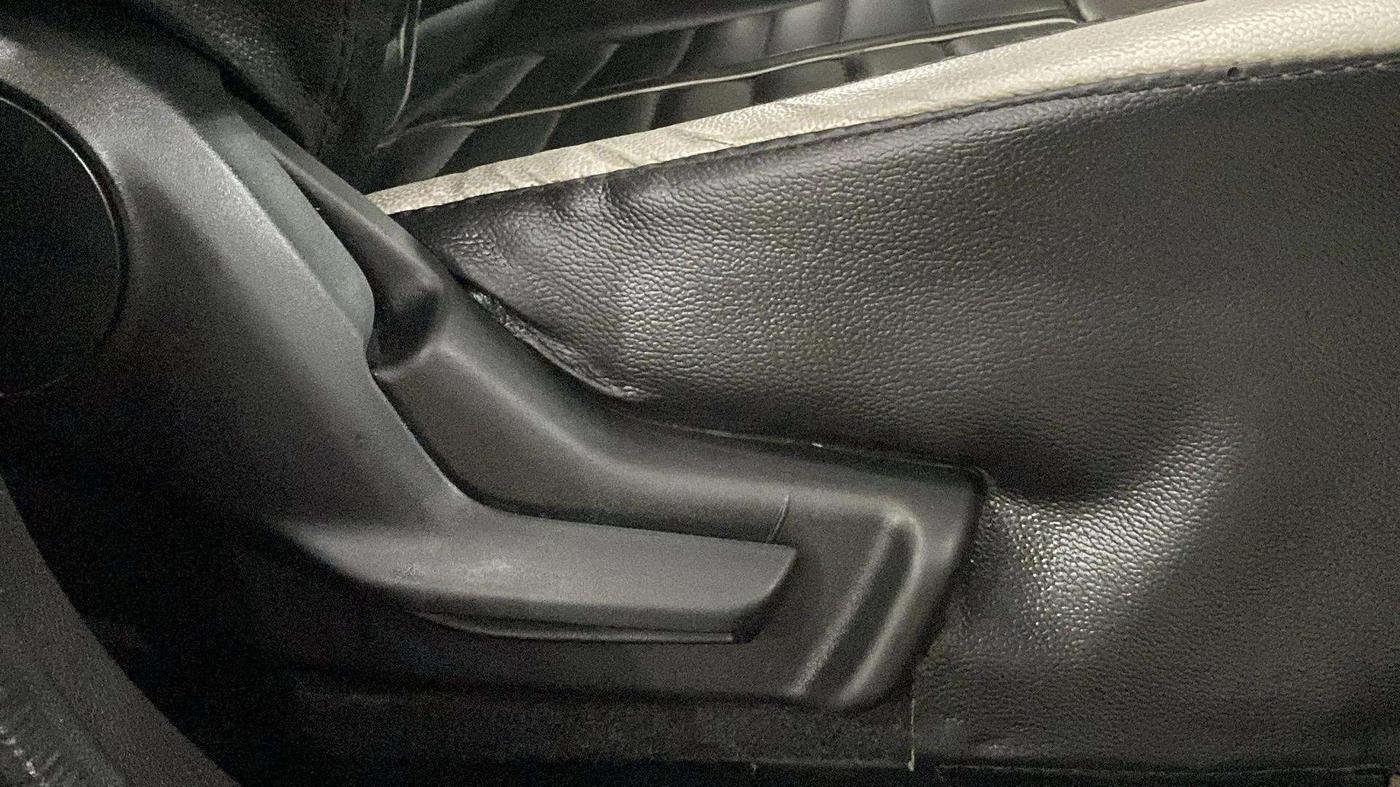 2017 Maruti Baleno DELTA PETROL 1.2, Petrol, Manual, 49,275 km, Driver Side Adjustment Panel
