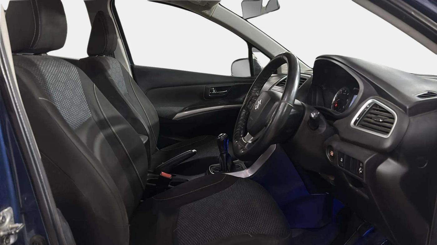 2019 Maruti S Cross DELTA 1.3, Diesel, Manual, 62,607 km, Right Side Front Door Cabin