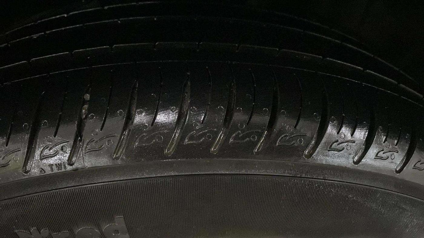 2019 Maruti S Cross DELTA 1.3, Diesel, Manual, 62,607 km, Left Rear Tyre Tread