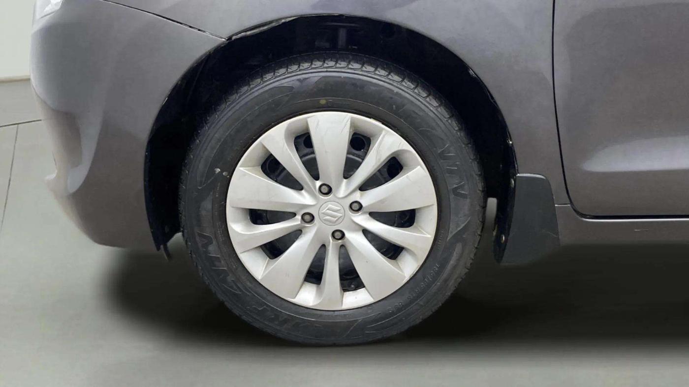 2018 Maruti Baleno DELTA PETROL 1.2, Petrol, Manual, 42,112 km, Left Front Wheel