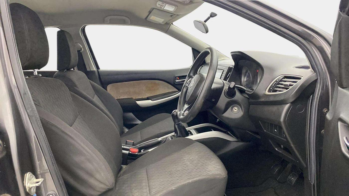 2018 Maruti Baleno DELTA PETROL 1.2, Petrol, Manual, 42,112 km, Right Side Front Door Cabin