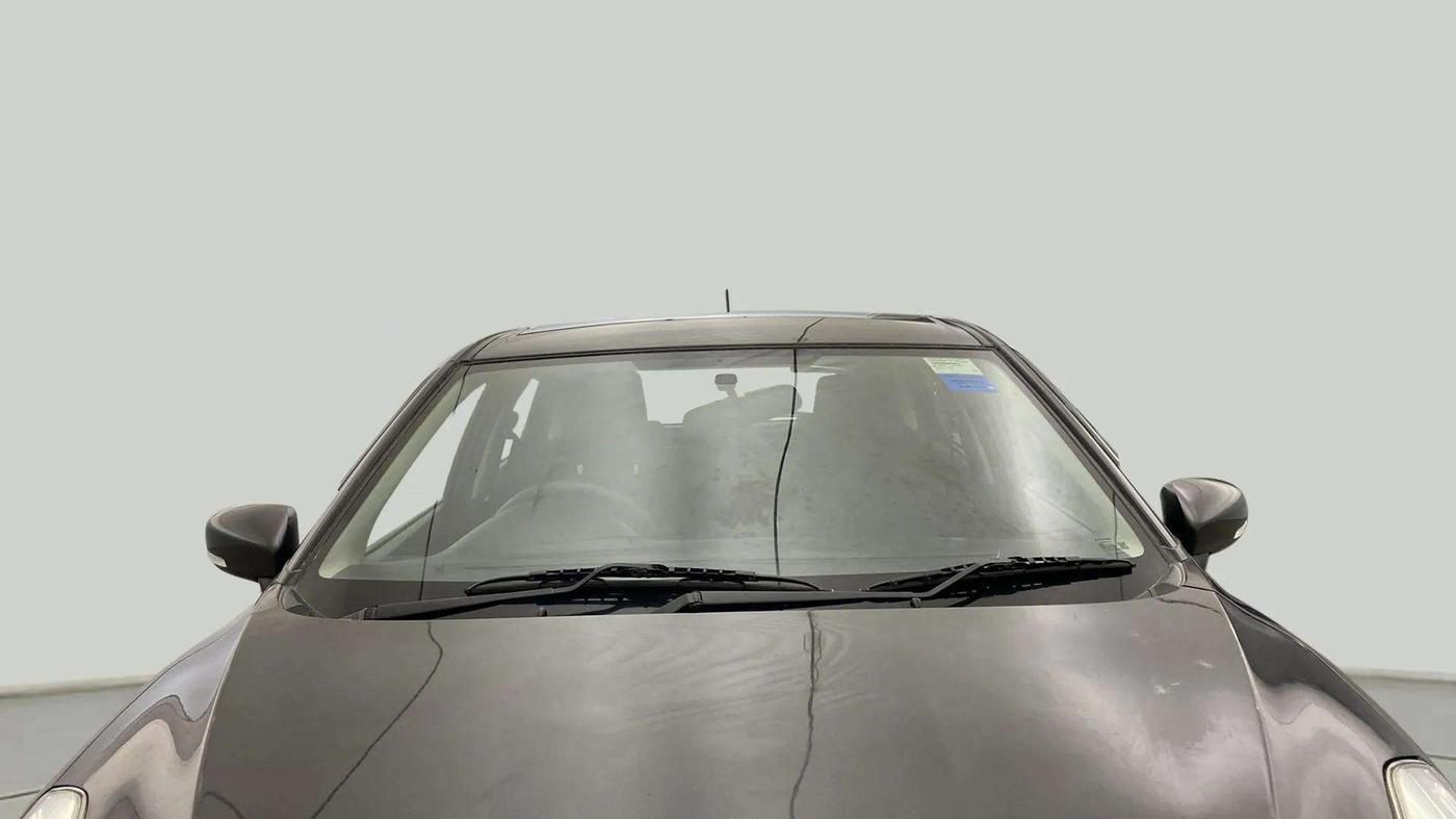 2018 Maruti Baleno DELTA PETROL 1.2, Petrol, Manual, 42,112 km, Front Windshield