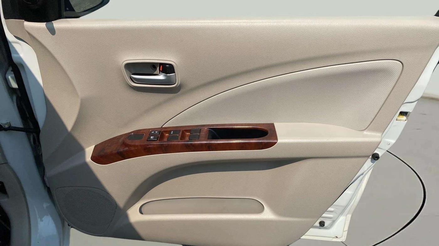 2020 Maruti Celerio VXI, Petrol, Manual, 20,372 km, Driver Side Door Panels Control