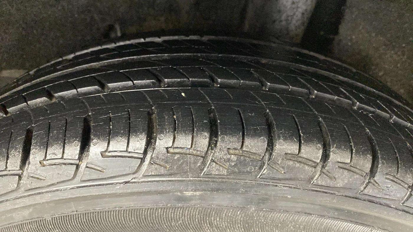 2019 Maruti Baleno SIGMA PETROL 1.2, Petrol, Manual, 10,393 km, Left Rear Tyre Tread