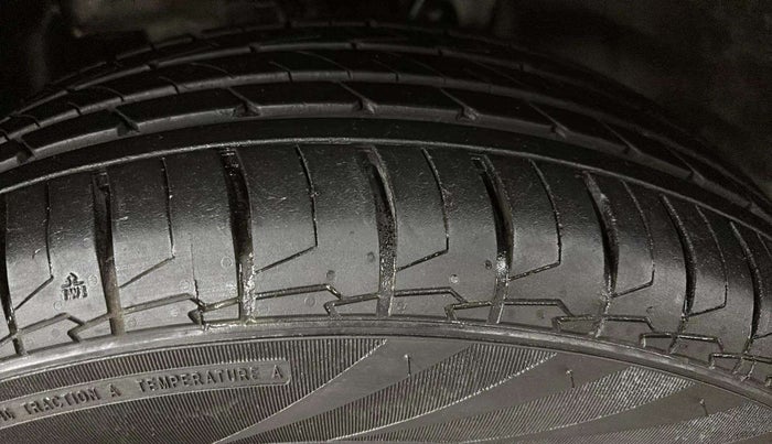 2019 Hyundai VENUE S 1.0 TURBO DCT, Petrol, Automatic, 45,877 km, Left Front Tyre Tread