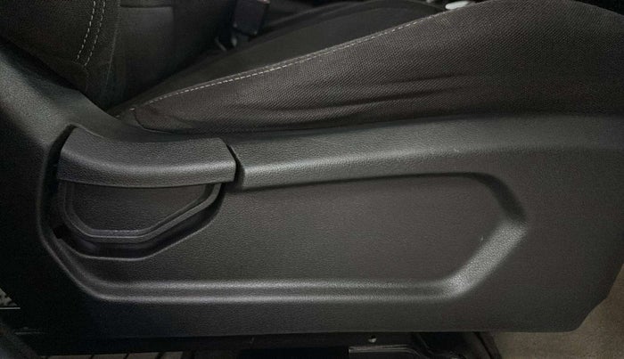 2019 Hyundai VENUE S 1.0 TURBO DCT, Petrol, Automatic, 45,877 km, Driver Side Adjustment Panel