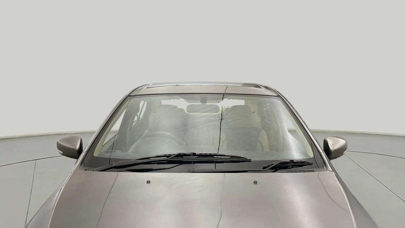 2015 Maruti Ciaz VXI+, Petrol, Manual, 68,199 km, Front Windshield