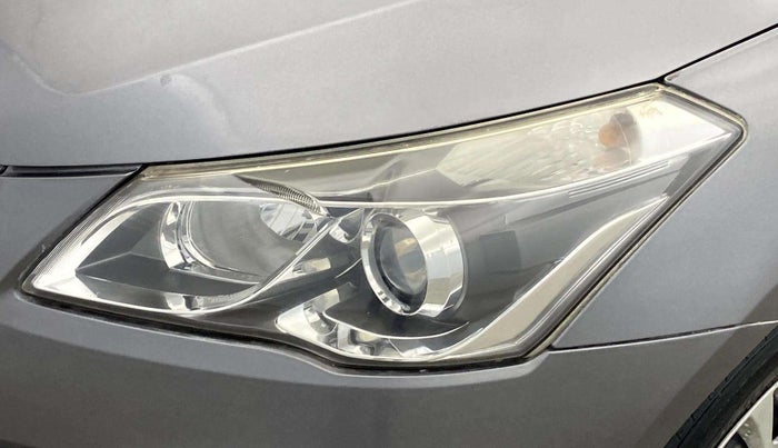 2015 Maruti Ciaz VXI+, Petrol, Manual, 68,199 km, Left headlight - Faded