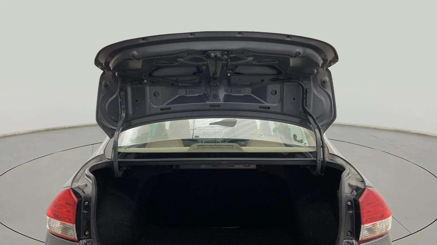 2015 Maruti Ciaz VXI+, Petrol, Manual, 68,199 km, Boot Door Open