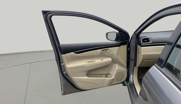2015 Maruti Ciaz VXI+, Petrol, Manual, 68,199 km, LHS Front Door