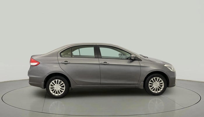 2015 Maruti Ciaz VXI+, Petrol, Manual, 68,199 km, Right Side View