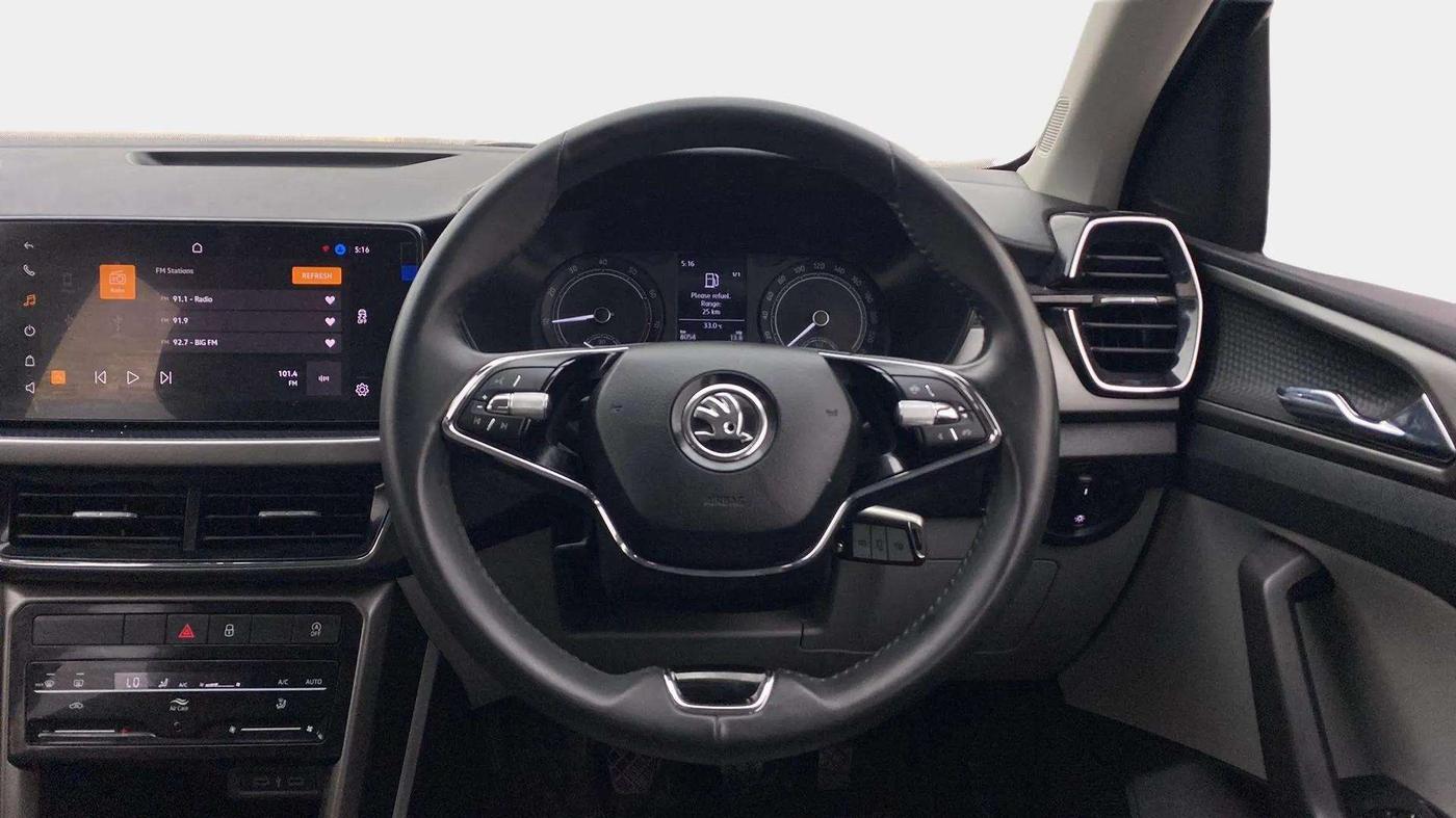 2023 Skoda KUSHAQ AMBITION 1.0L TSI MT, Petrol, Manual, 8,166 km, Steering Wheel Close Up