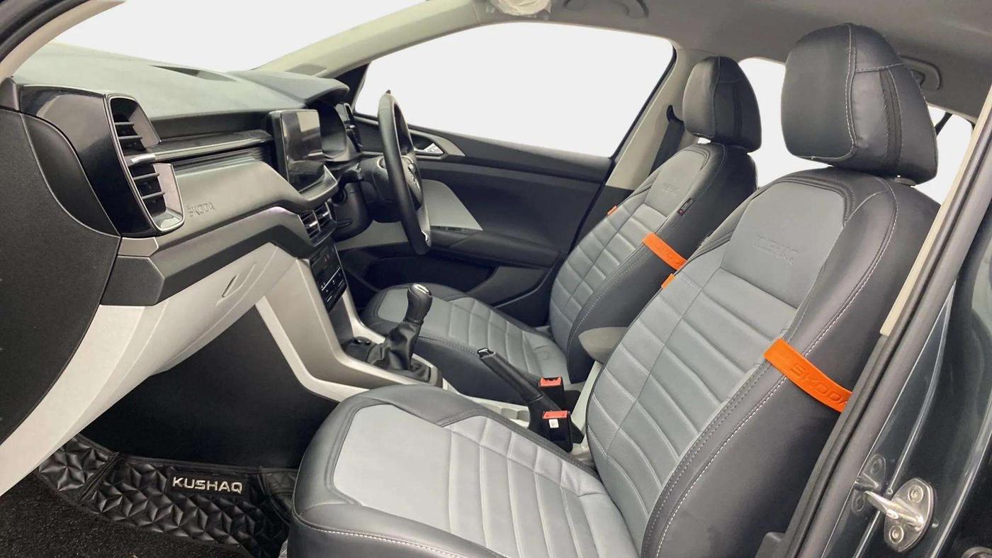 2023 Skoda KUSHAQ AMBITION 1.0L TSI MT, Petrol, Manual, 8,166 km, Right Side Front Door Cabin