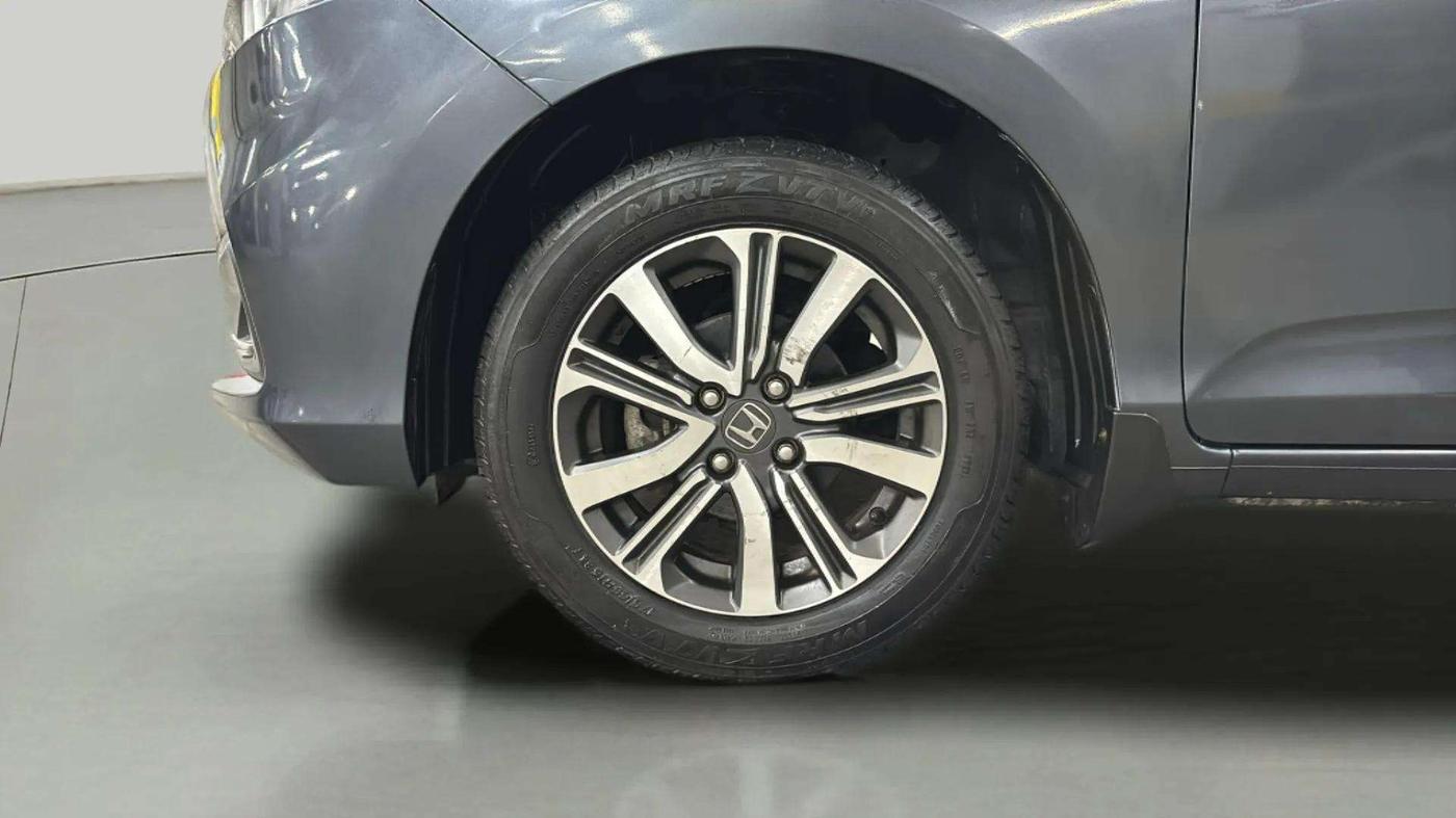 2022 Honda Amaze 1.2L I-VTEC VX CVT, Petrol, Automatic, 5,563 km, Left Front Wheel