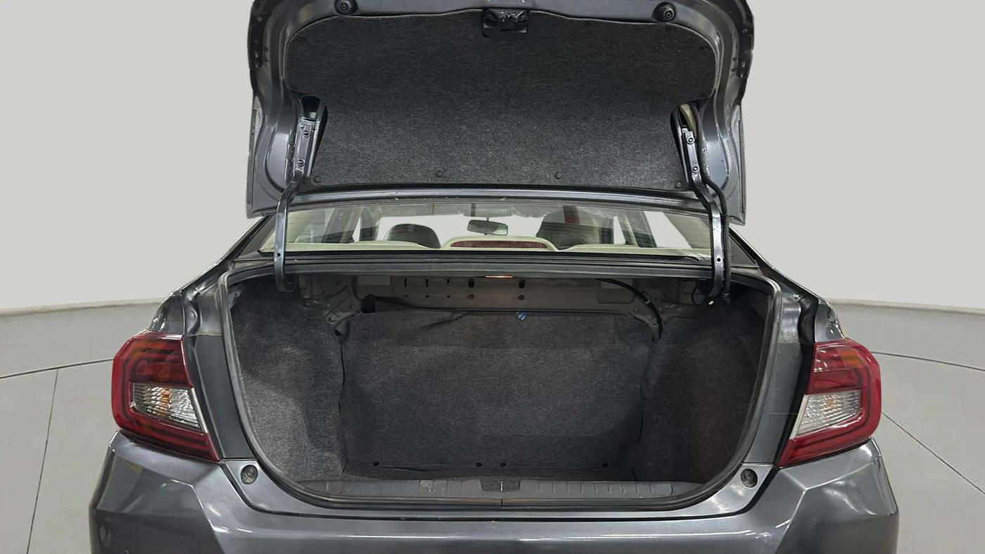 2022 Honda Amaze 1.2L I-VTEC VX CVT, Petrol, Automatic, 5,563 km, Boot Open Zoomed View