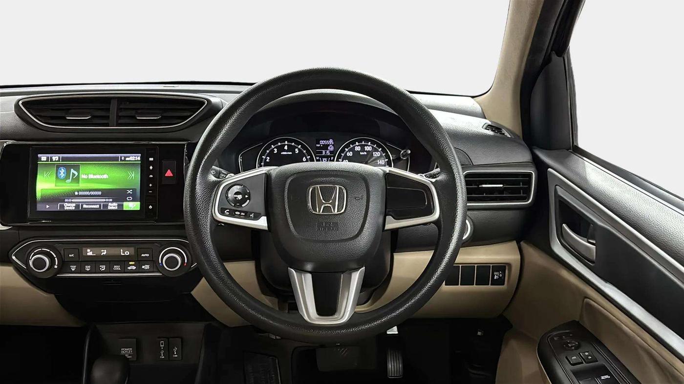 2022 Honda Amaze 1.2L I-VTEC VX CVT, Petrol, Automatic, 5,563 km, Steering Wheel Close Up