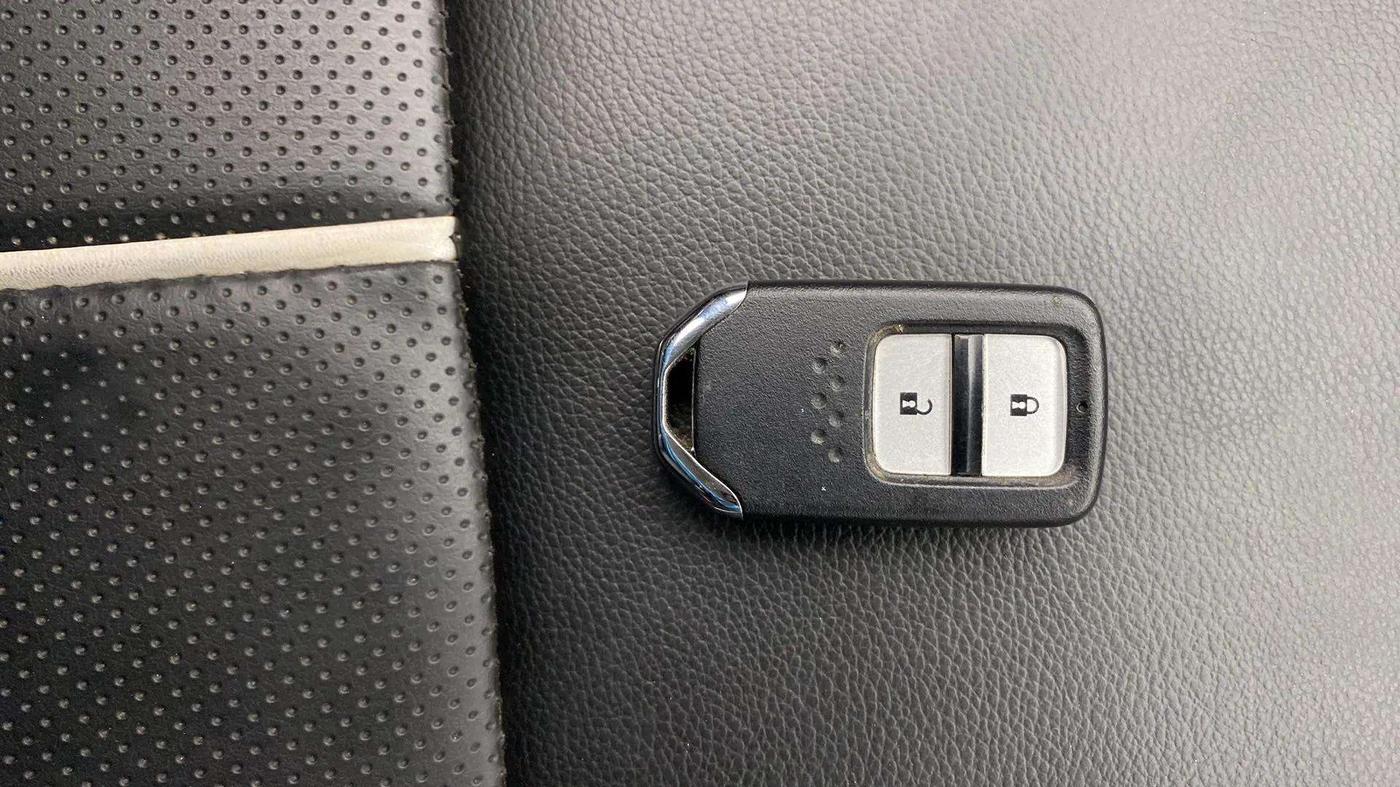 2021 Honda WR-V 1.2L I-VTEC VX MT, Petrol, Manual, 55,731 km, Key Close Up