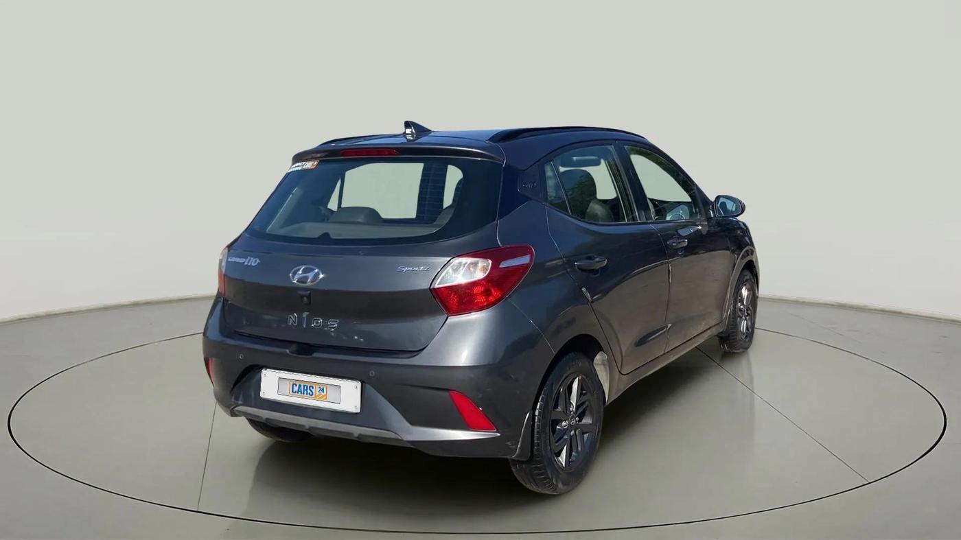 2021 Hyundai GRAND I10 NIOS SPORTZ 1.2 KAPPA VTVT CNG, CNG, Manual, 99,422 km, Right Back Diagonal
