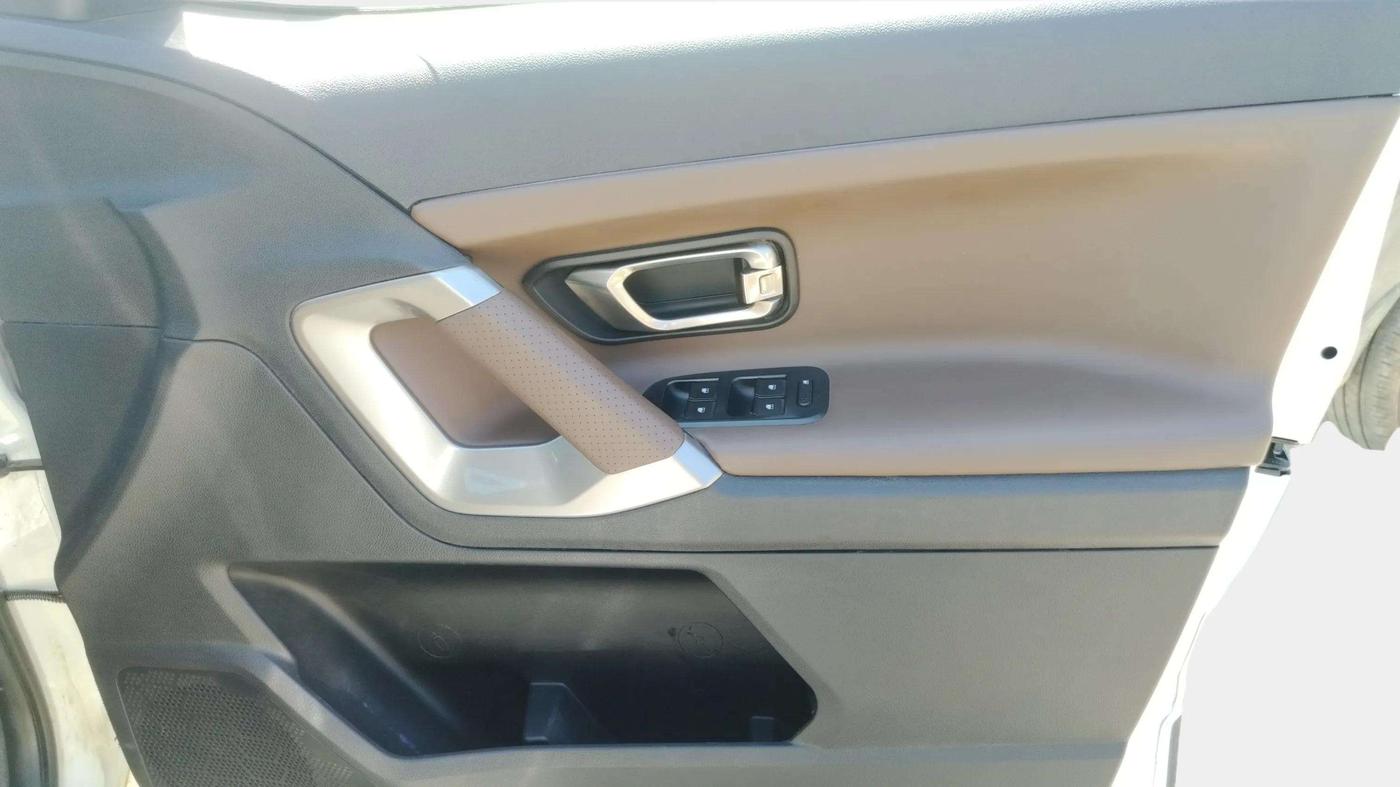 2021 Tata Harrier XZ 2.0L, Diesel, Manual, 85,296 km, Driver Side Door Panels Control