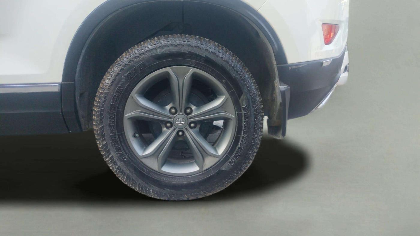 2021 Tata Harrier XZ 2.0L, Diesel, Manual, 85,296 km, Left Rear Wheel