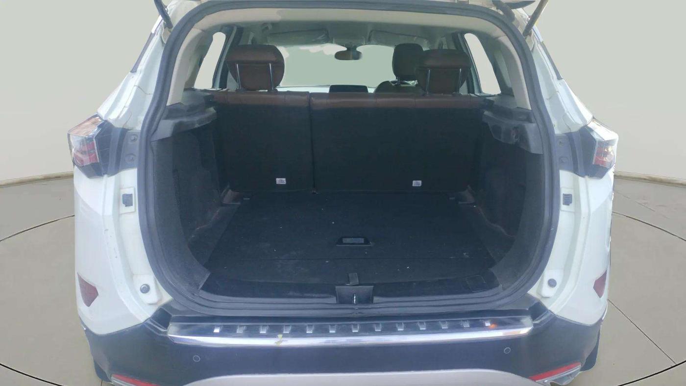 2021 Tata Harrier XZ 2.0L, Diesel, Manual, 85,296 km, Boot Inside