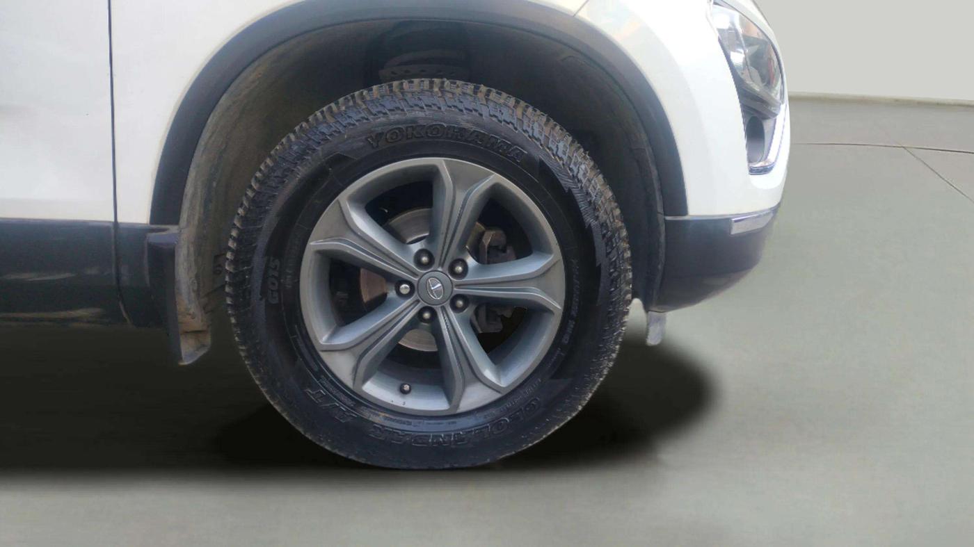 2021 Tata Harrier XZ 2.0L, Diesel, Manual, 85,296 km, Right Front Wheel