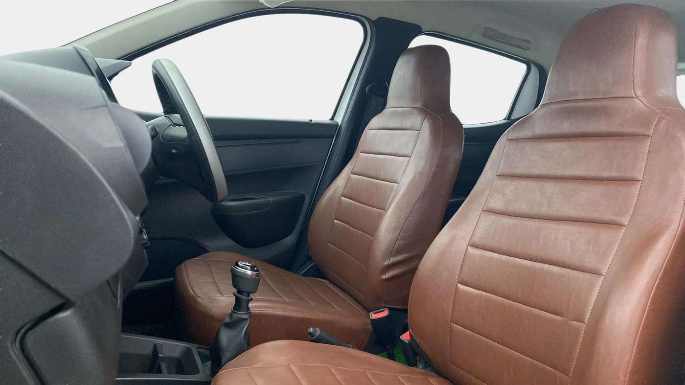 2024 Renault Kwid RXT 1.0, Petrol, Manual, 14,515 km, Right Side Front Door Cabin