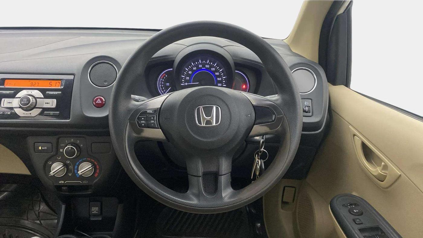 2015 Honda Amaze 1.2L I-VTEC S, Petrol, Manual, 79,609 km, Steering Wheel Close Up